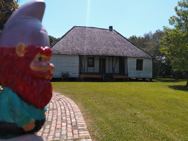Plantation Grounds Just Outside Town Tell A Bigger Story