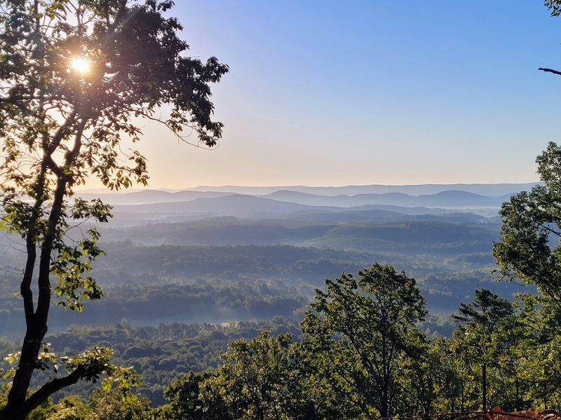 Little River Canyon Rim Parkway Links Eight Overlooks