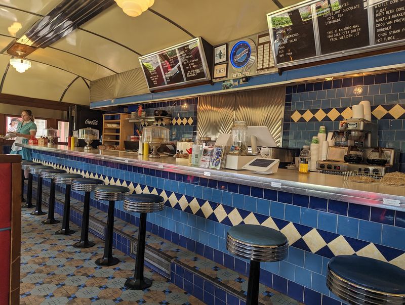 George & Sally’s Blue Moon Diner