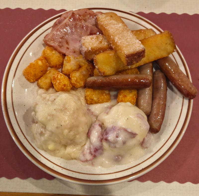 A Breakfast Buffet Built for Slow Mornings