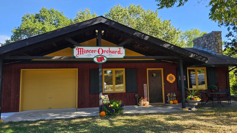 Mincer Orchard & Farms, Hamburg