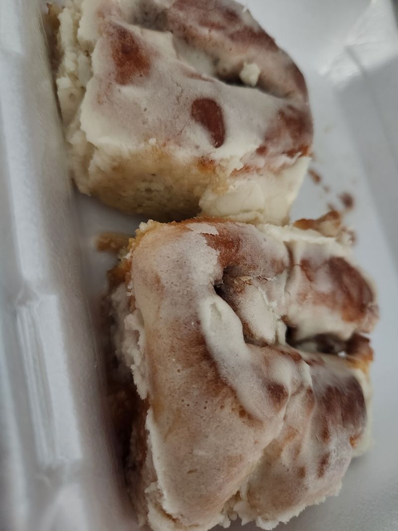 Cinnamon Rolls Built for Instant Eating