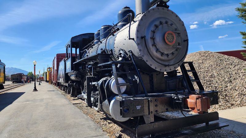 A Train Called The Creeper Sets The Happy Tone