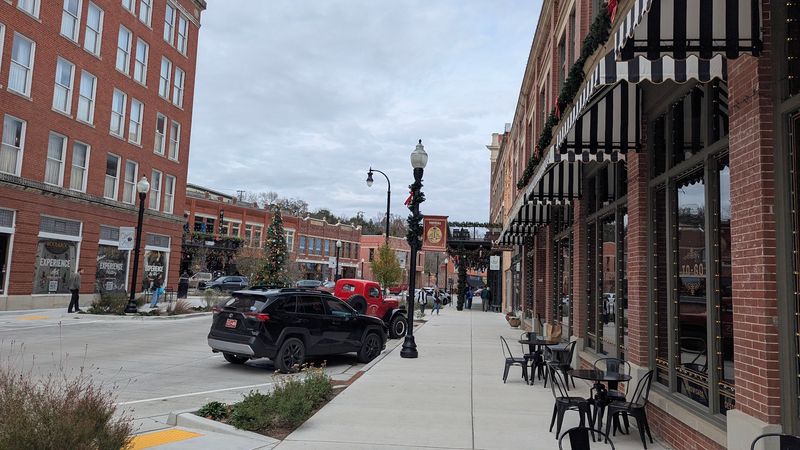 Plan Smart, Then Stretch Your Visit Down The Block