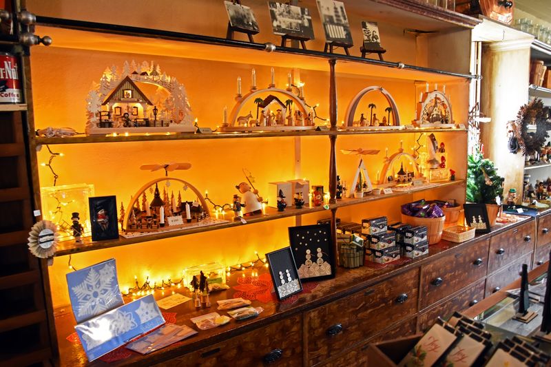 German Roots Show Up In Ornaments And Seasonal Decor