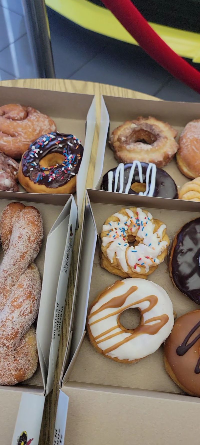 Dandee Donut Factory., Pompano Beach, FL