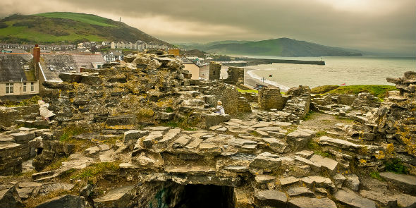 Ruins of Aberystwyth Castle (Photo: Abhimanyu via Flickr)