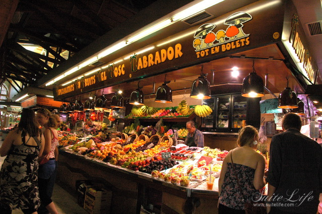 Market in El Born (Photo: SuiteLife Barcelona via Flickr)