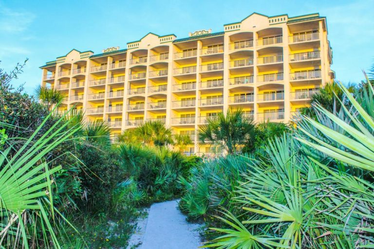 Editor picks: Beachfront hotels in Cocoa Beach, FL