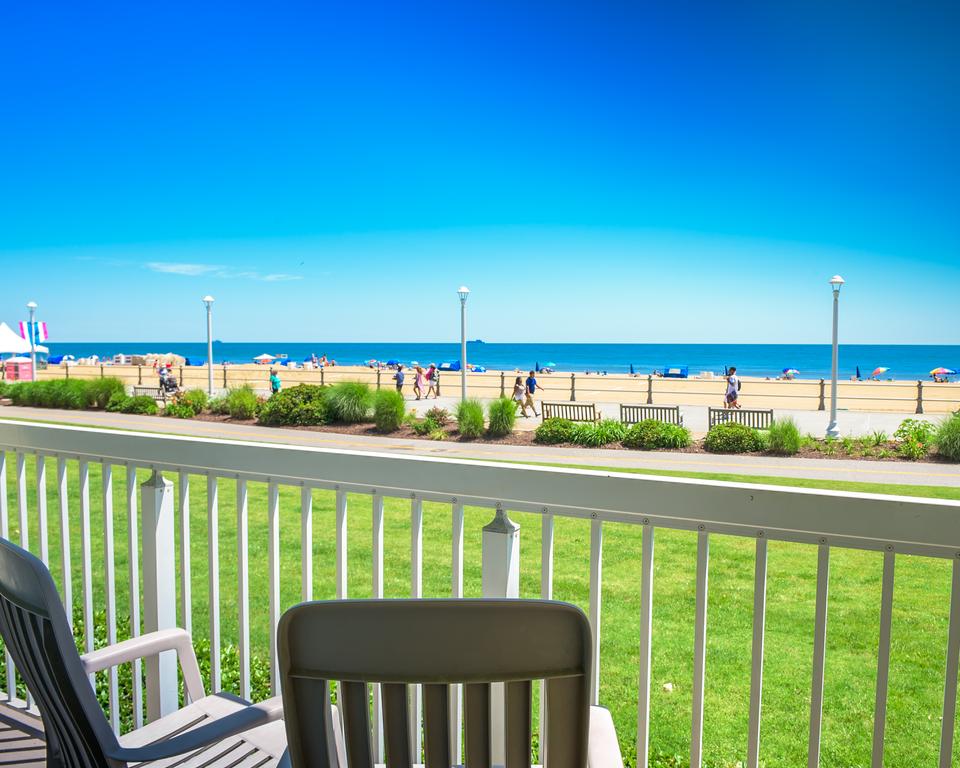 Editor Picks: Cheap Oceanfront hotels in Virginia Beach