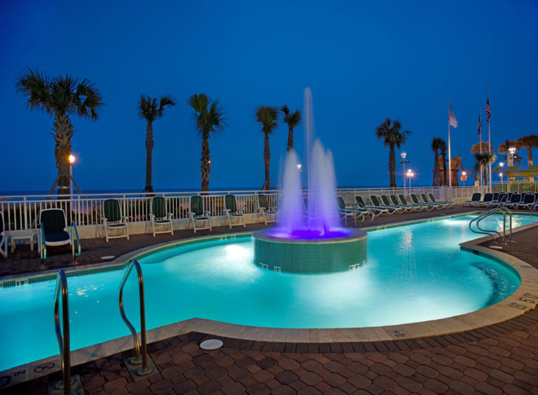 Editor picks: Cheap Oceanfront hotels in Virginia Beach