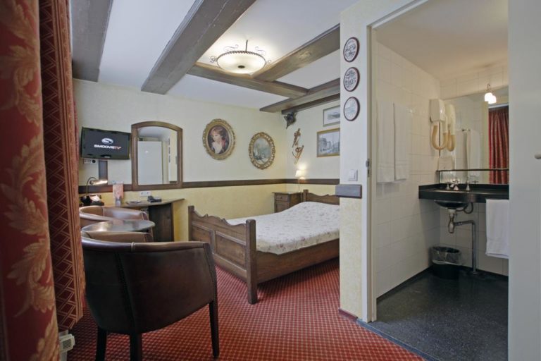 EDITOR PICKS: BEST HOTELS NEAR CENTRAAL STATION