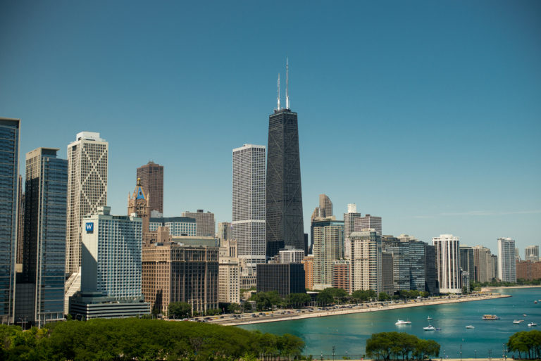 Where to Find the Best Chicago Hotel Deals