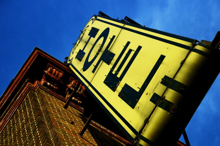 Where to Find the Best Last Minute Hotel Deals