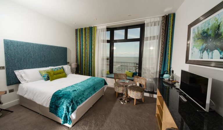 WHERE TO BOOK SHORT STAY SERVICED APARTMENTS IN PARIS