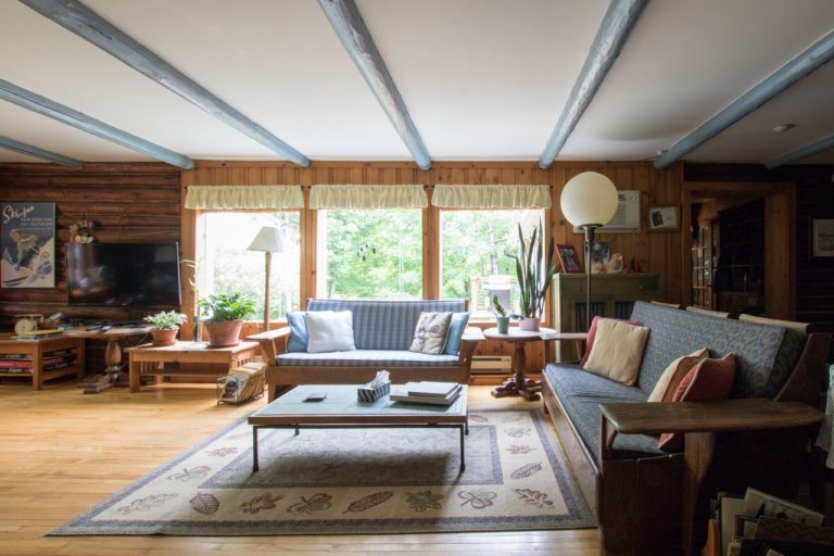 5 of the Best Affordable & cheap Hotels in Banff