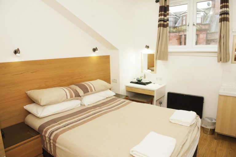 THE 3 BEST HOSTELS IN BRIGHTON