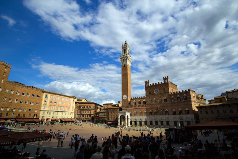 12 Unique Things to do in Siena