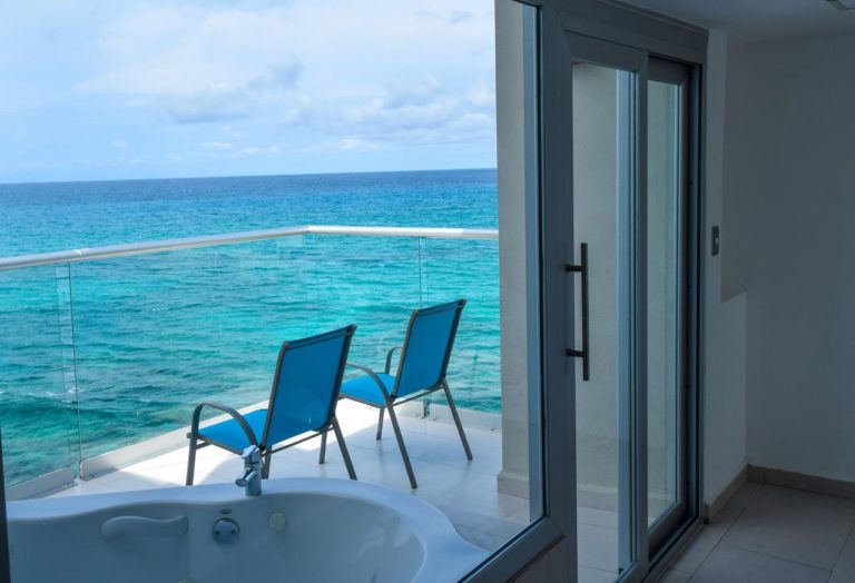 7 of the Best Hotels & Resorts in Isla Mujeres North Beach