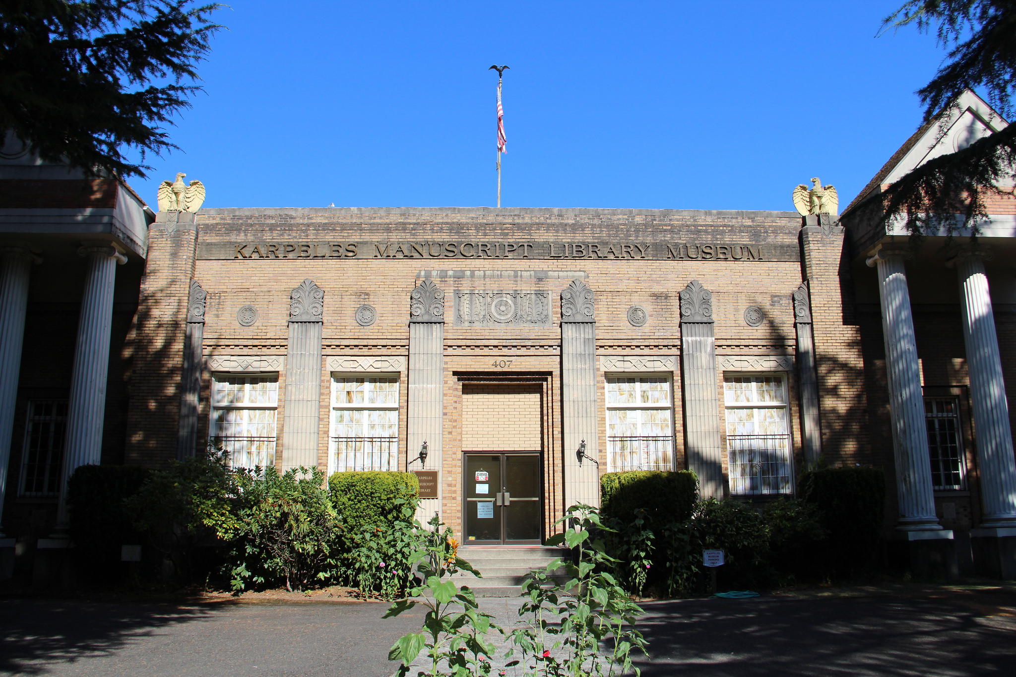 Karpeles Manuscript Library Museum