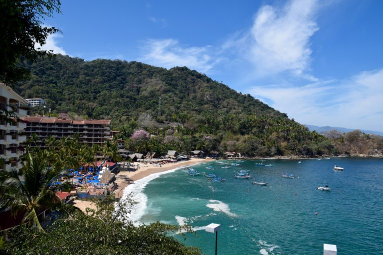 Cheap Vacations & Vacation Deals to Puerto Vallarta – Where to book?