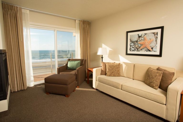 Editor picks: Beachfront hotels in Lincoln City