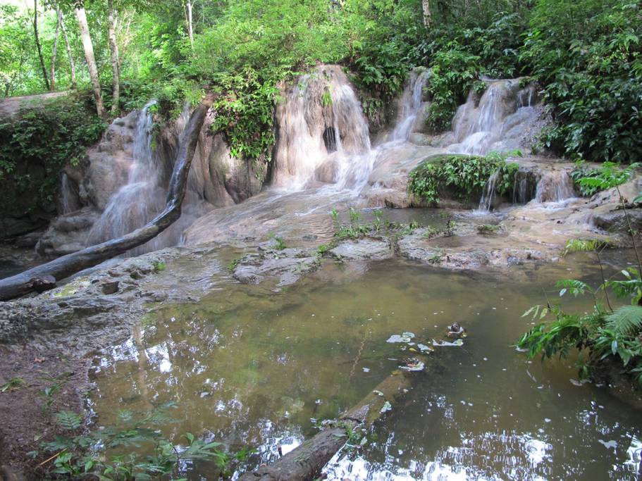 yoga retreats in belize