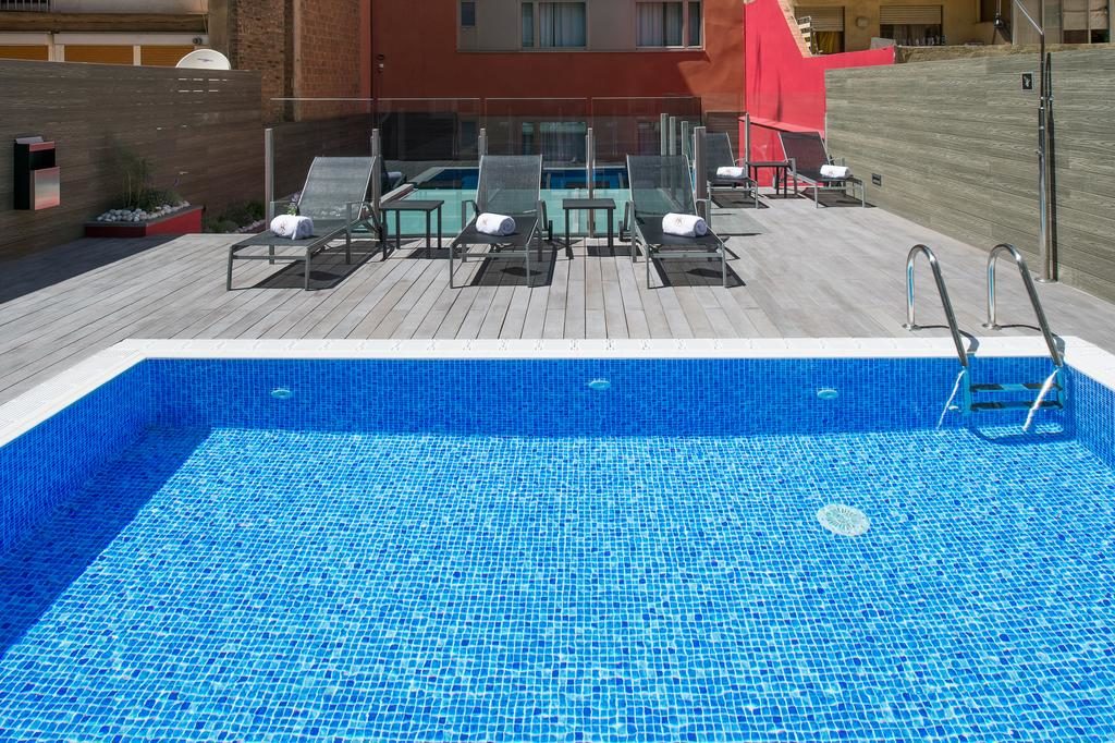 Editor Picks: Hotels in Barcelona with a Pool