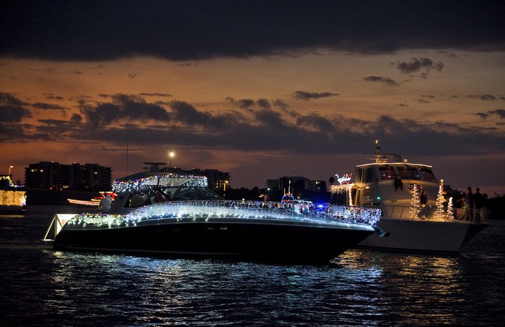 Sarasota Holiday Boat Parade of Lights