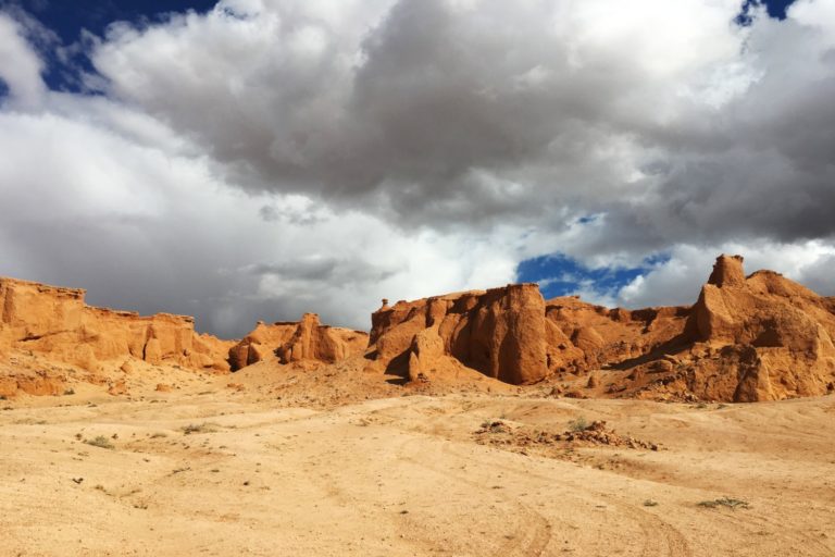 Searching for Mongolia’s Dinosaurs