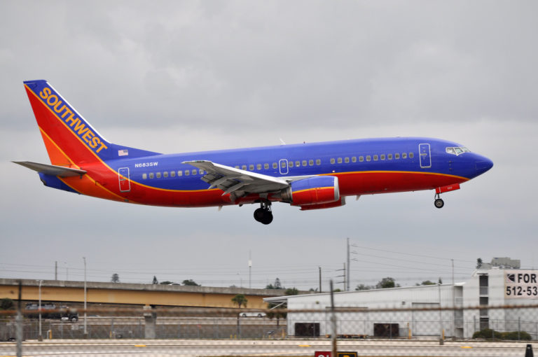 Short or Long Term Parking at FLL Airport – Top 3 Spots