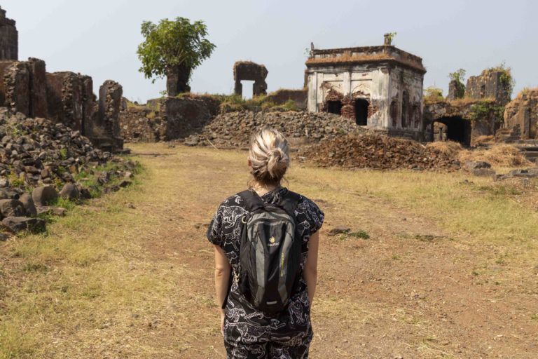 To the sea fort: Murud