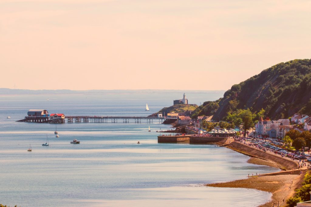 pretty places to visit in south wales