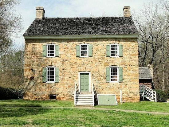 The Charlotte Museum of History