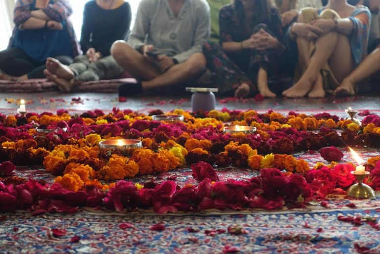 Editor Picks: 6 of the Best Yoga Teacher Training Retreats in Rishikesh