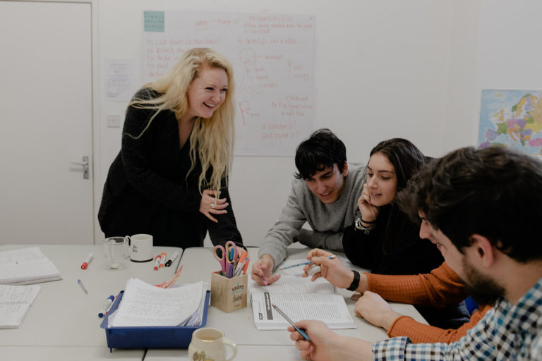 The Best Language Schools to Learn English in Edinburgh