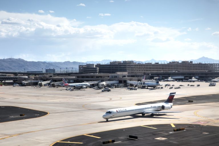 Short or Long Term Parking at Buffalo Airport – Top 3 spots