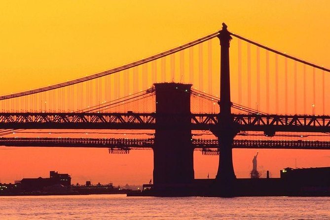 4 Bridges that lead to Brooklyn Pint Glass set — Suerte