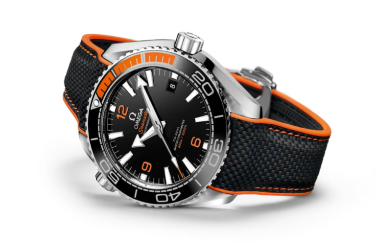 10 of the Best Luxury Watches for Travelers