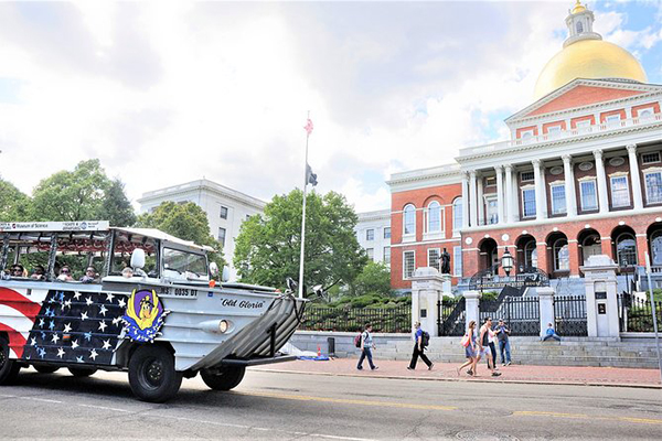 duck tour vs hop on hop off boston