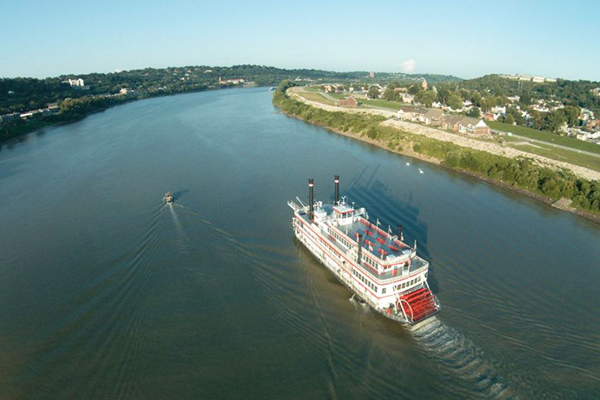 river boat cruise in ohio