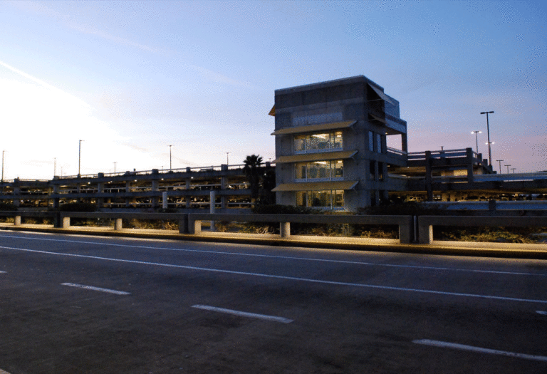 A Review of WallyPark Airport Parking