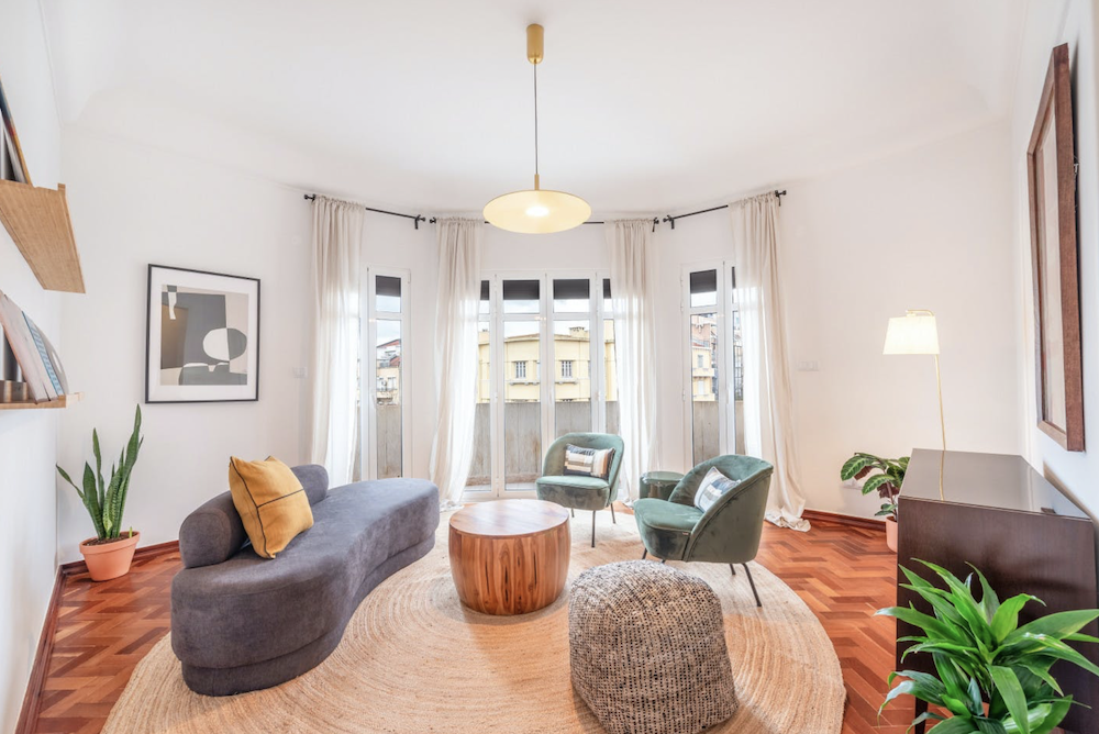 stylish colliding spaces