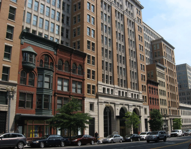 Where to Find Monthly Furnished Apartment Rentals