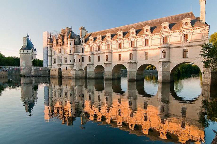 loire valley day trips from paris