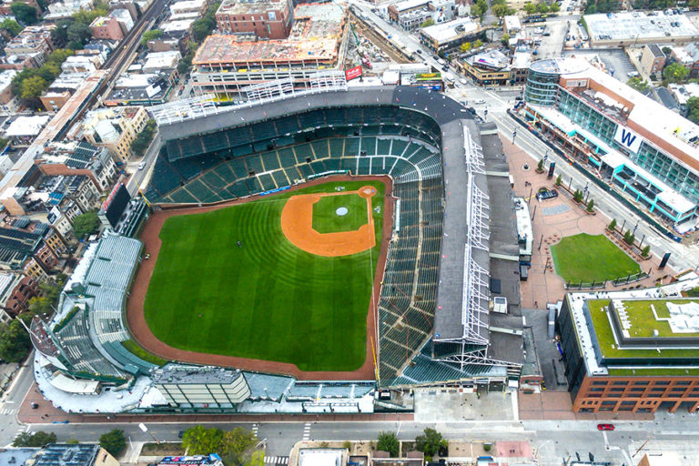 10 Best MLB Baseball Stadiums In The US 10-best-mlb-baseball-stadiums-in-the-us
