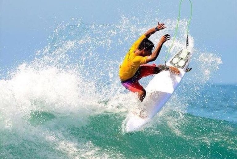 5 of the Best Surf Camps in Peru