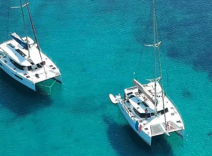 yacht charter ownership reviews