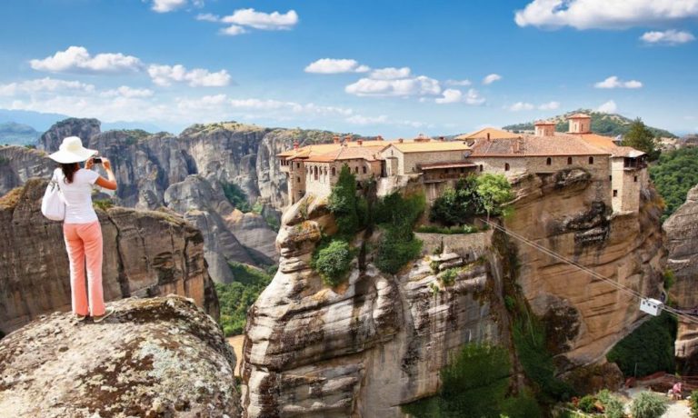5 of the Best Meteora Tours from Athens