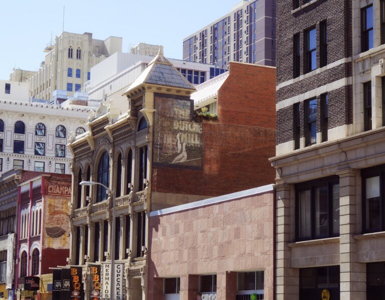 Where to Find Parking in Downtown Denver